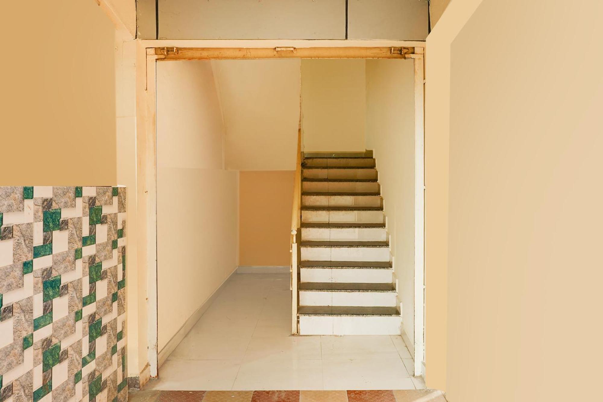 Super Townhouse Marathahalli Near Klm Fashion Mall Bangalore Ngoại thất bức ảnh