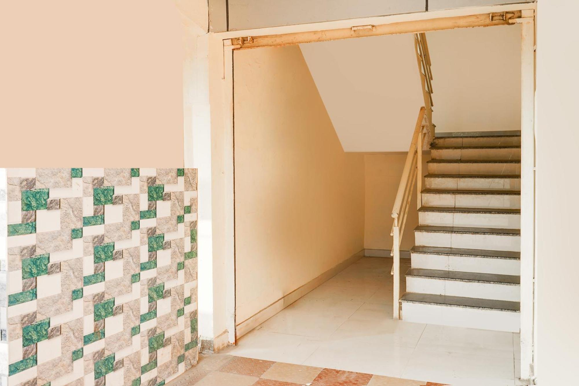 Super Townhouse Marathahalli Near Klm Fashion Mall Bangalore Ngoại thất bức ảnh
