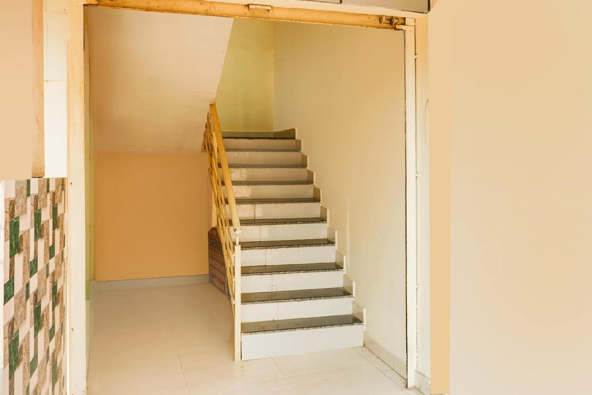 Super Townhouse Marathahalli Near Klm Fashion Mall Bangalore Ngoại thất bức ảnh
